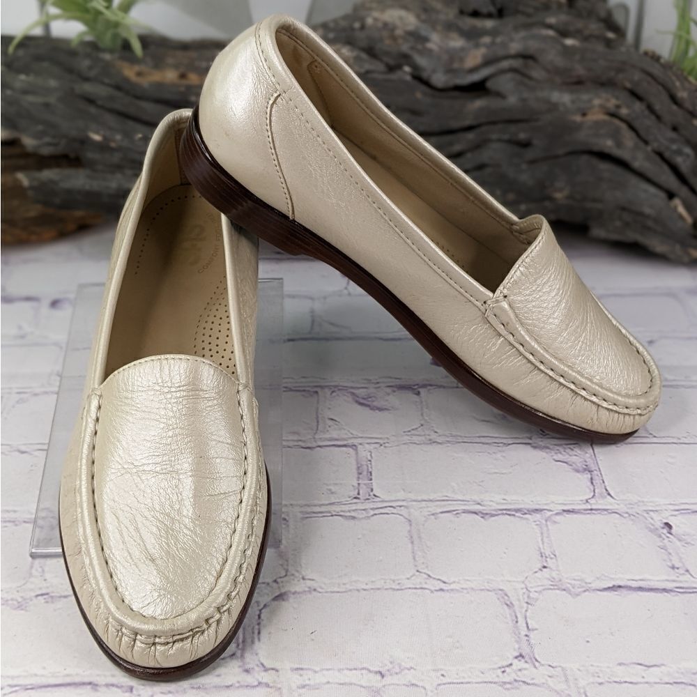 SAS Simplify - Everyday Loafer - Size 7-1/2 N (Narrow)